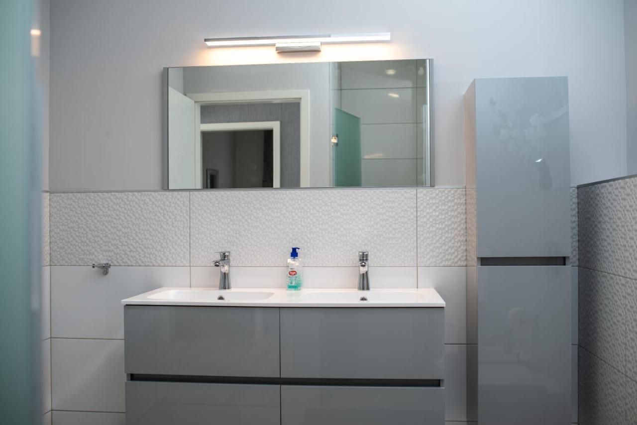 Twins Apartman Hévíz מראה חיצוני תמונה